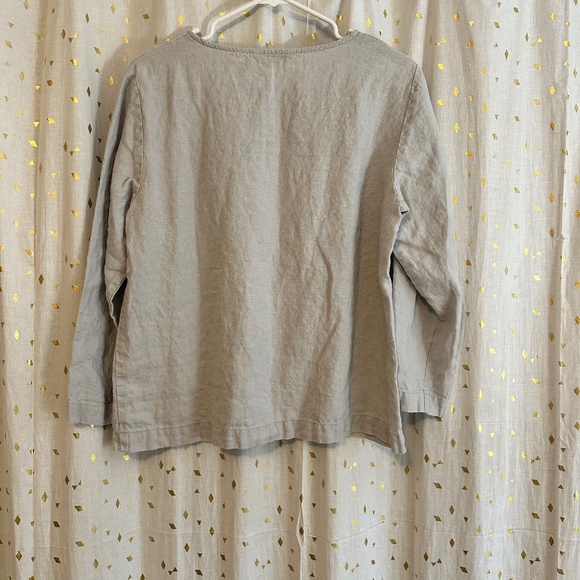 Linenfox Women's Top in Light Beige - Picture 2 of 4